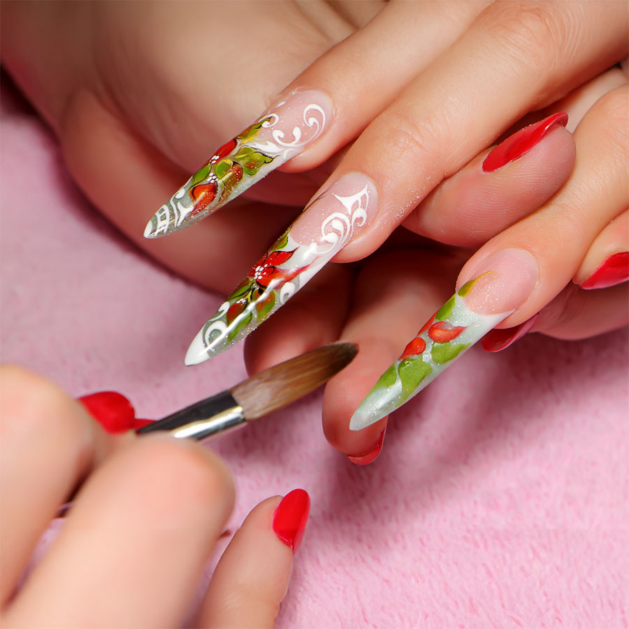 DIAMOND NAILZ & SPA